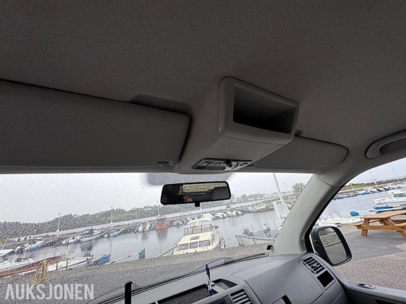 Volkswagen Transporter 13 of 30