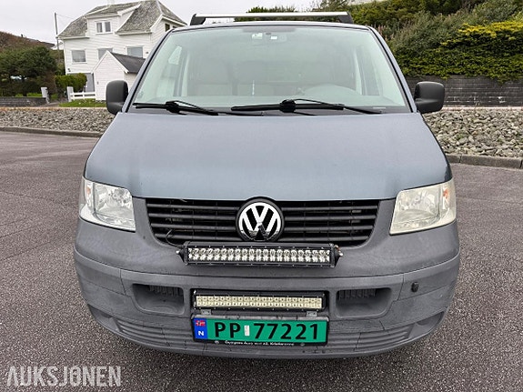 Volkswagen Transporter 2 of 30