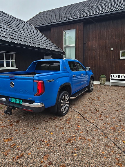 Volkswagen Amarok 3 of 11