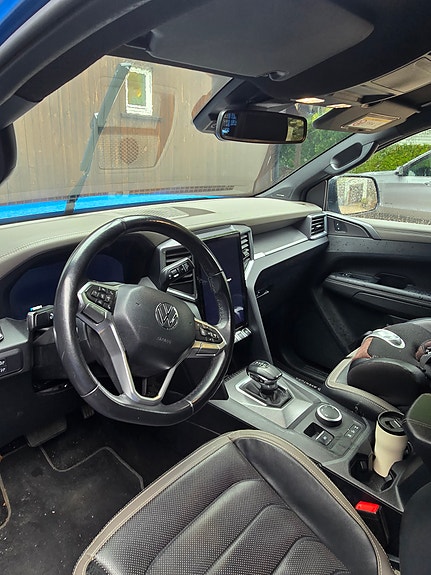 Volkswagen Amarok 5 of 11