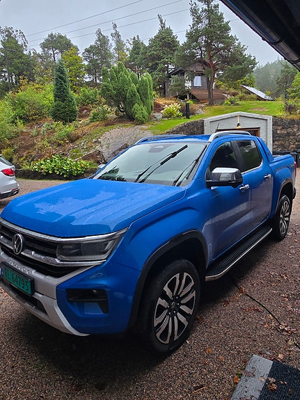 Volkswagen Amarok 2 of 11
