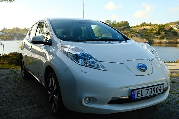 Nissan Leaf 27 of 30