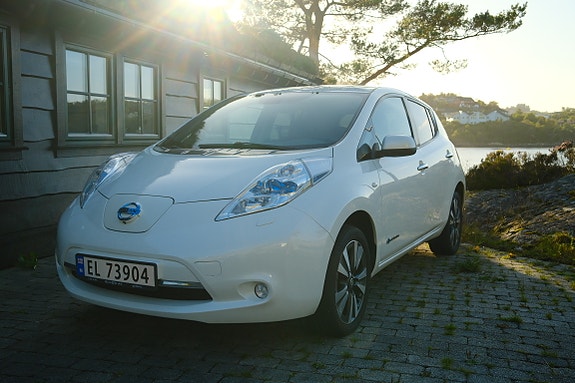 Nissan Leaf 26 of 30