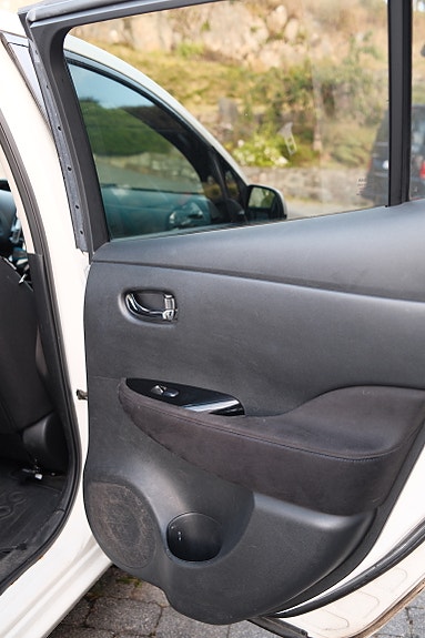 Nissan Leaf 8 of 30