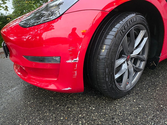 Tesla Model 3 3 of 15
