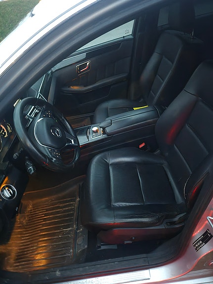 Mercedes-Benz E220 d 6 of 8