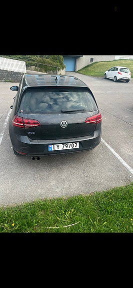 Volkswagen Golf VII 3 of 7