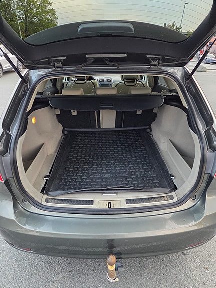Toyota Avensis 7 of 14
