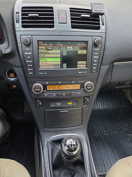 Toyota Avensis 14 of 14