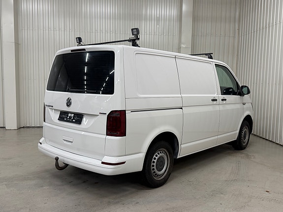 Volkswagen Transporter 6 of 18