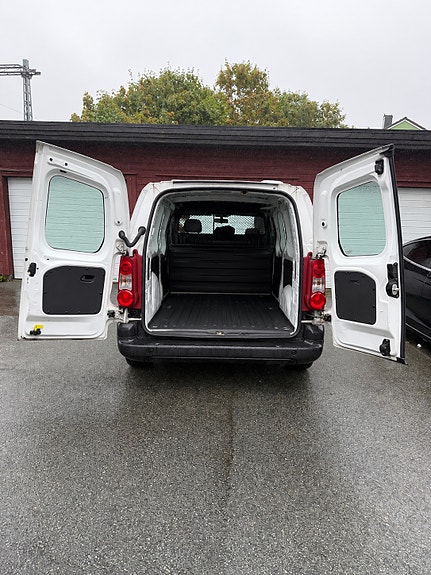 Citroen Berlingo 11 of 15