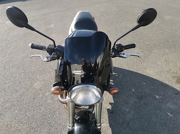 Buell X1 Lightning 4 of 5