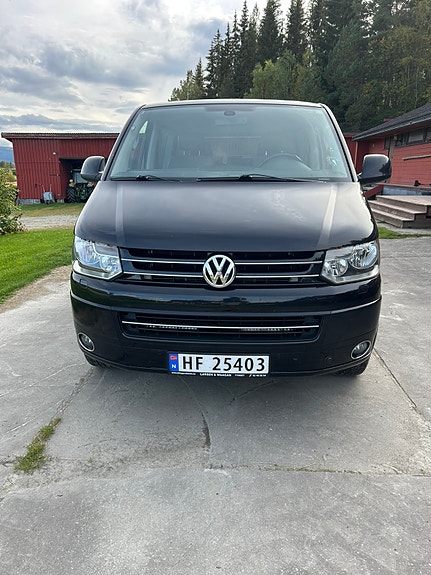 Volkswagen Multivan 3 of 17