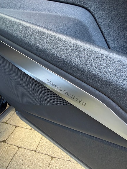 Audi Q8 e-tron 16 of 17