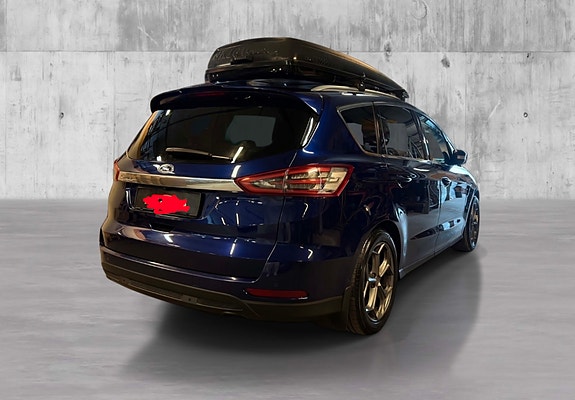 Ford S-MAX 5 of 25