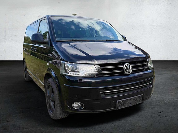 Volkswagen Multivan 5 of 30