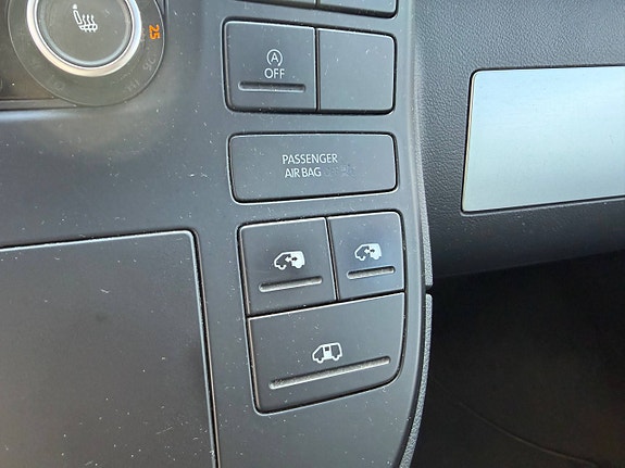 Volkswagen Multivan 28 of 30