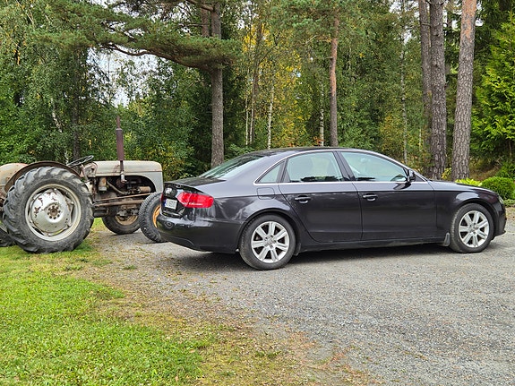 Audi A4 3 of 6