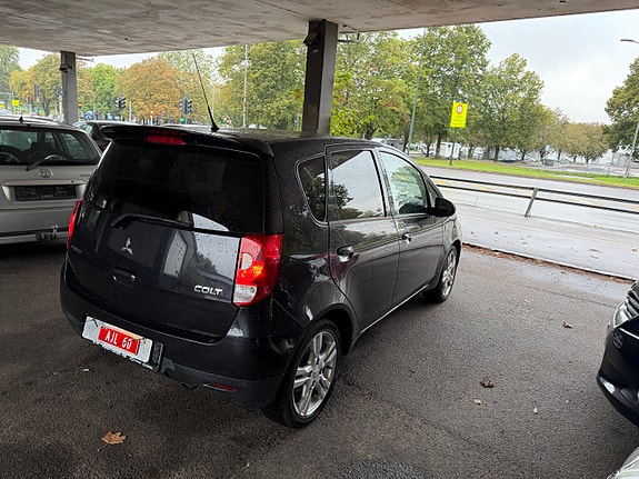Mitsubishi Colt 3 of 30