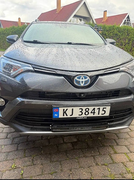 Toyota RAV4 17 of 18