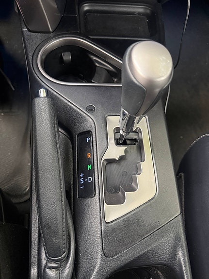 Toyota RAV4 12 of 18