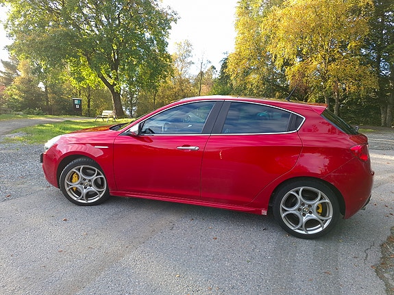Alfa Romeo Giulietta 3 of 21