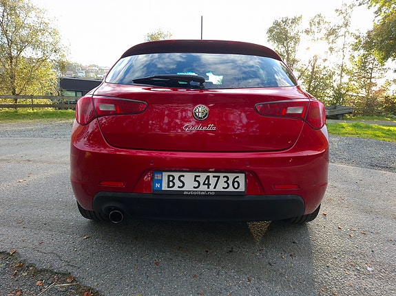 Alfa Romeo Giulietta 5 of 21