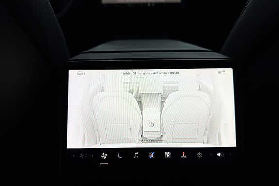 Tesla Model 3 30 of 30
