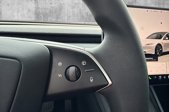 Tesla Model 3 20 of 30