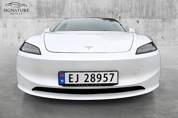 Tesla Model 3 3 of 30