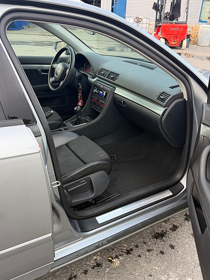 Audi A4 9 of 10
