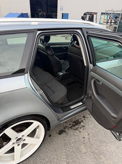 Audi A4 10 of 10