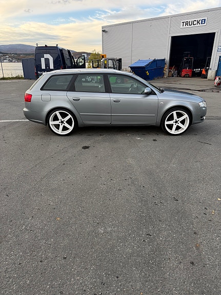 Audi A4 4 of 10