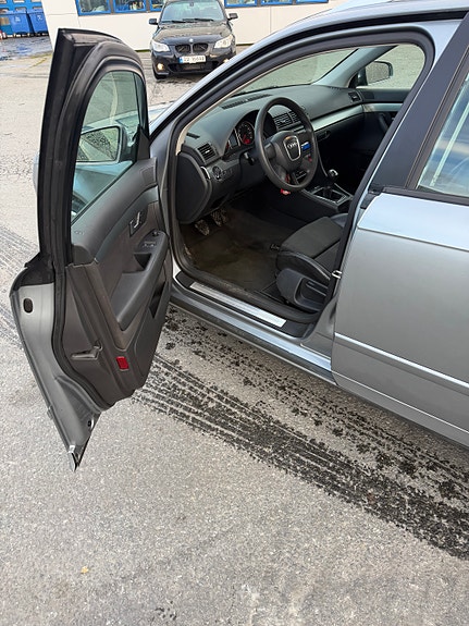 Audi A4 8 of 10