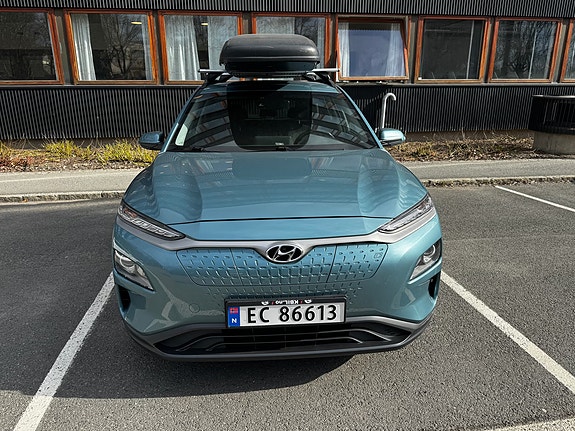 Hyundai Kona 2 of 29