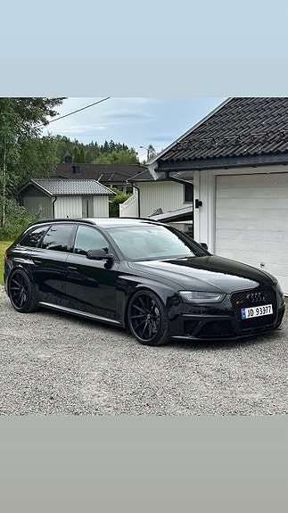Audi RS4 6 of 27