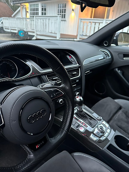 Audi RS4 22 of 27
