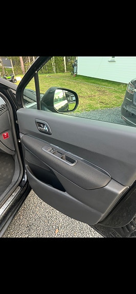Peugeot 5008 13 of 22