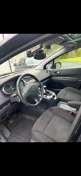 Peugeot 5008 20 of 22