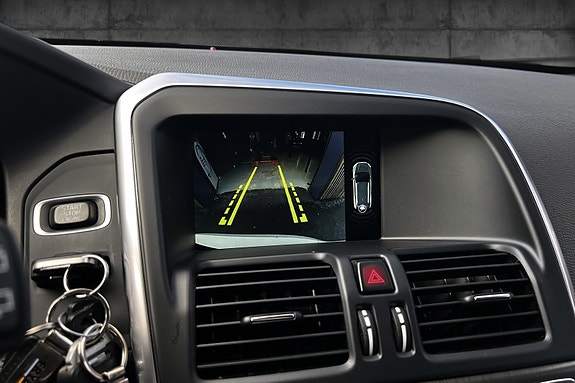 Volvo XC60 20 of 30
