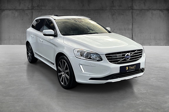 Volvo XC60 6 of 30