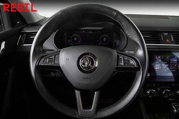 Skoda Octavia 12 of 26