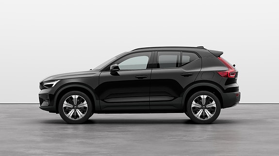 Volvo XC40 6 of 21