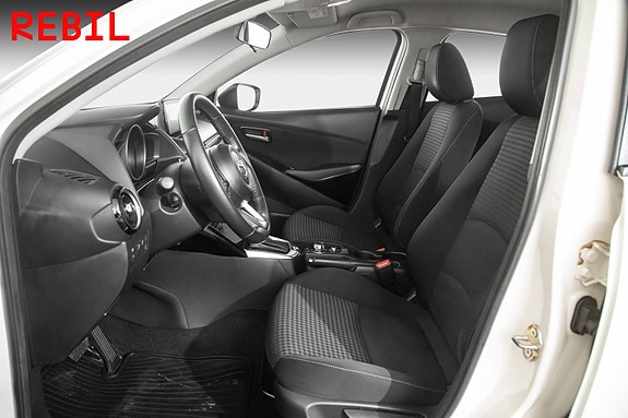 Mazda 2 8 of 24