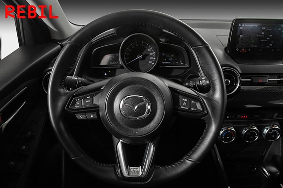 Mazda 2 12 of 24