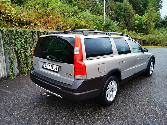 Volvo XC70 20 of 30