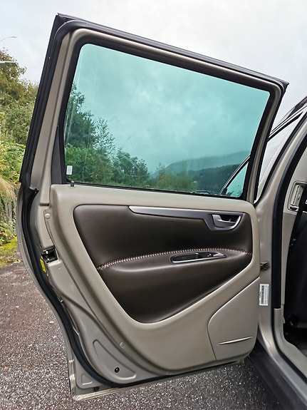 Volvo XC70 26 of 30