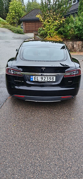 Tesla Model S 13 of 14
