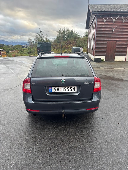 Skoda Octavia 5 of 16