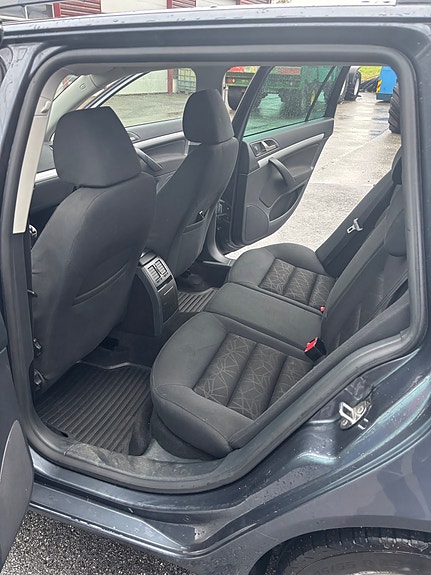 Skoda Octavia 8 of 16